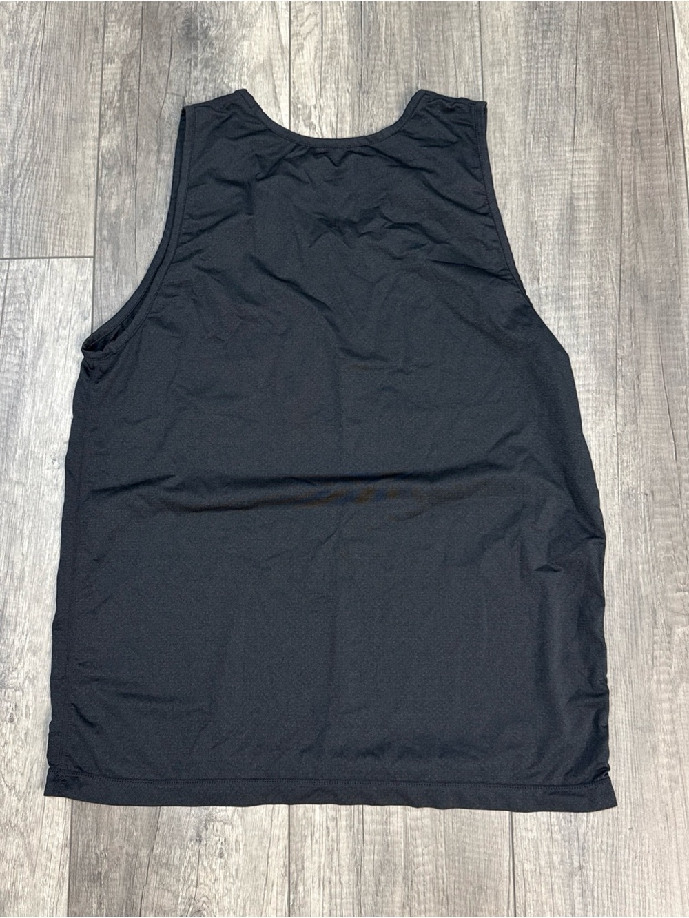 Vuori Black Muscle Tank with Chest Pocket - Picture 4 of 5